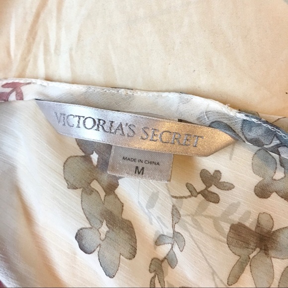 🌹 Vintage VS Cami 🌹 - Picture 4 of 6